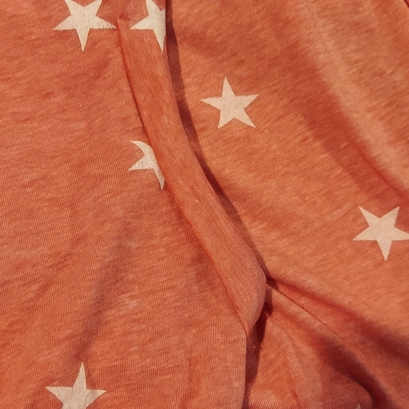 Lucky Brand Burnt Red Star Shirt NWOT - Picture 6 of 6